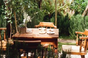 Tuintafel kopen in 5 stappen: van afmeting tot materiaalkeuze